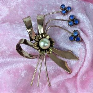 Vintage Faux Pearl & Sapphire Flower Ribbon Pin Brooch Gold Tone